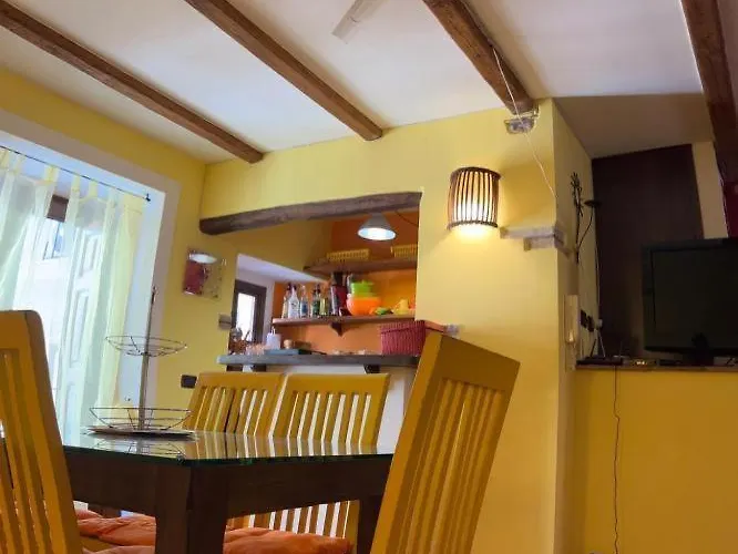 Domus Magistri 公寓 切法卢